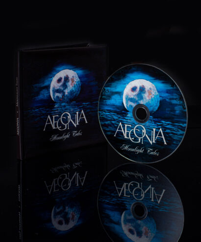Обложка и диск на албум „Moonlight Tales'' на група AEGONIA